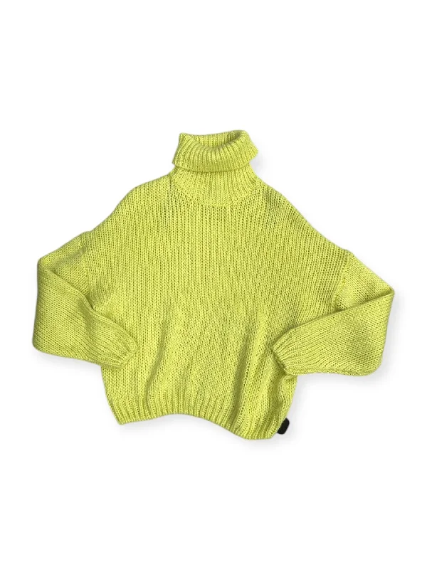 Steals and Deals Sweater By Divided In Yellow, Size: M